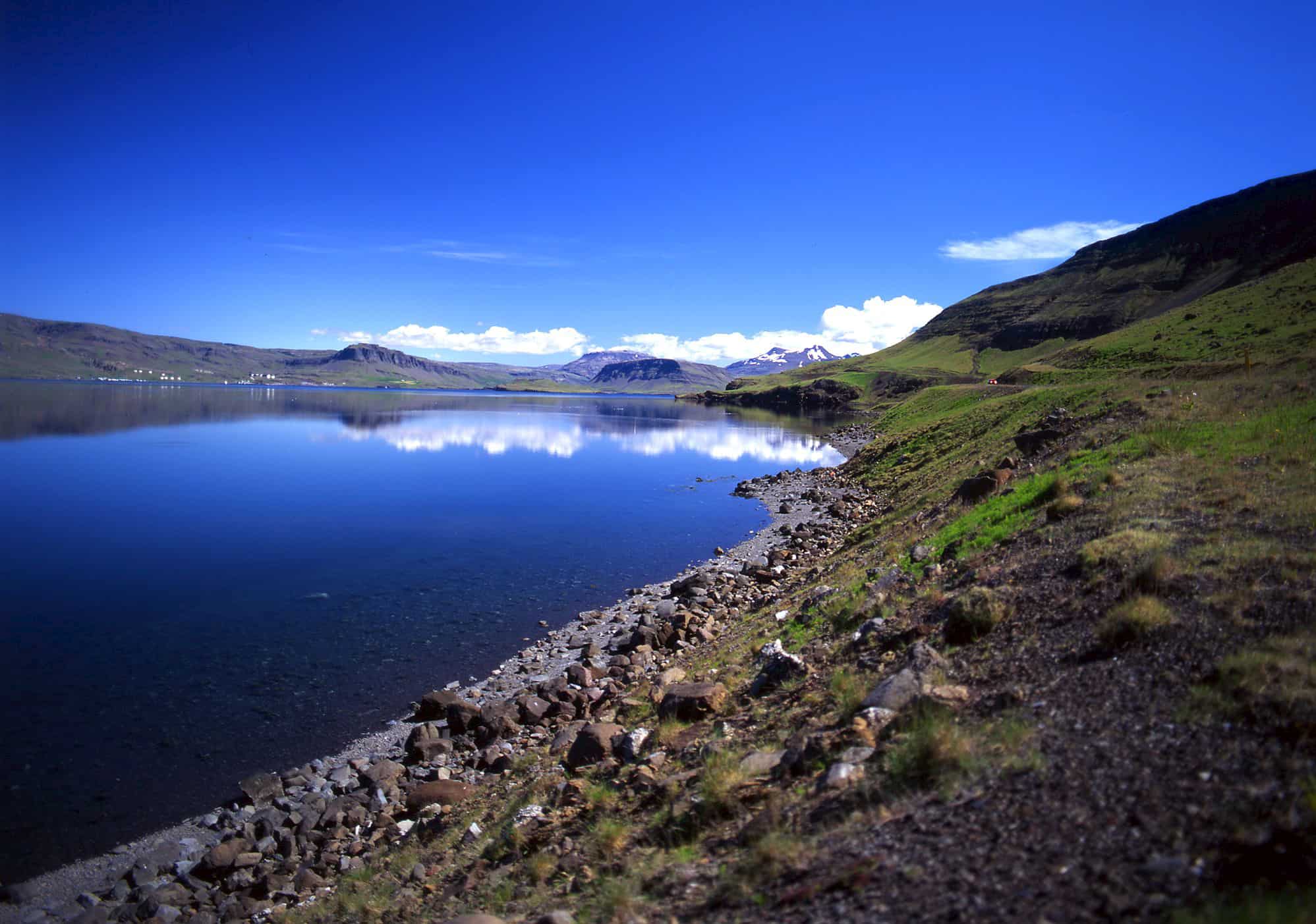 hvalfjordur-fjord-or-whale-fjord-west-iceland-iceland-travel